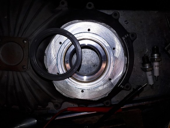 Rubber seal laying orthogonally over its housing.